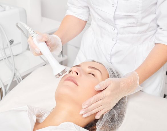 cosmetologist-makes-ultrasound-skin-tightening-rejuvenation-woman-face-using-phonophoresis